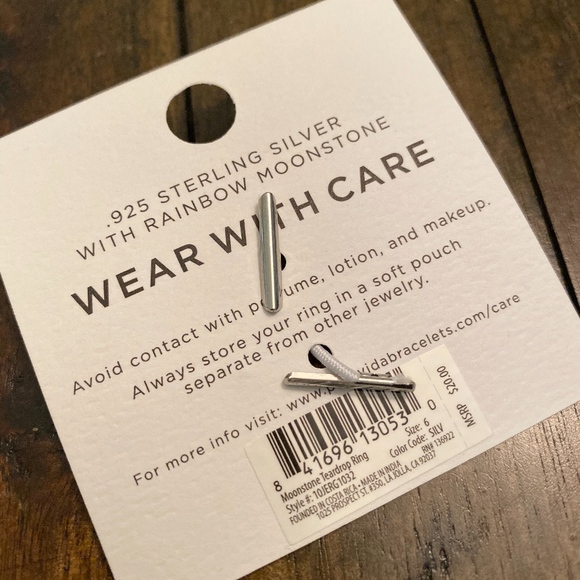 PURA VIDA MOONSTONE TEARDROP RING | SILVER - Picture 4 of 4